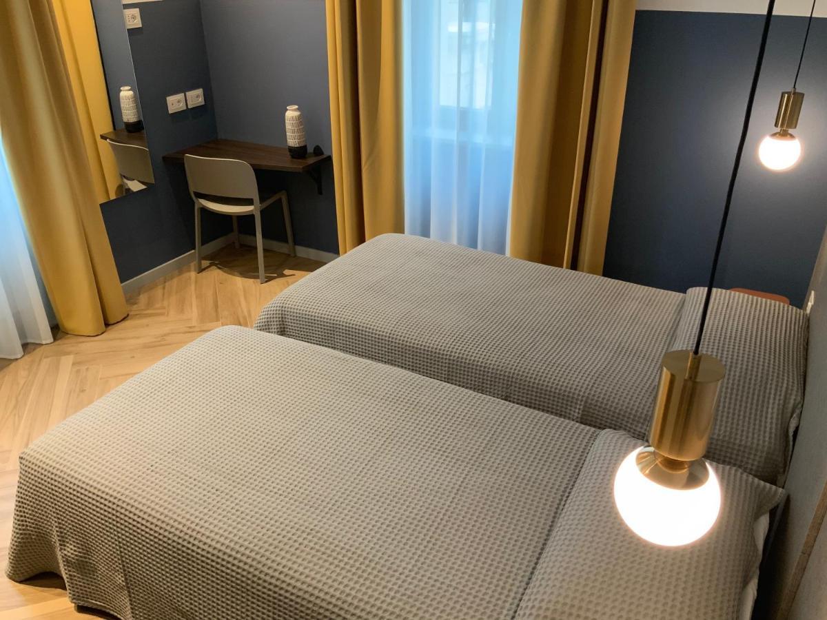 Aparthotel Residenza Alto Garda Riva del Garda Esterno foto